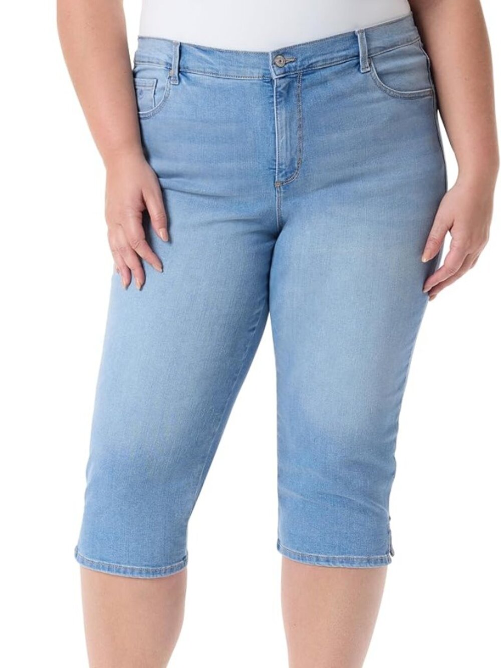 Women's Gloria Vanderbilt Straight-Leg Amanda Capri Pants, Size: 18, Light Blue